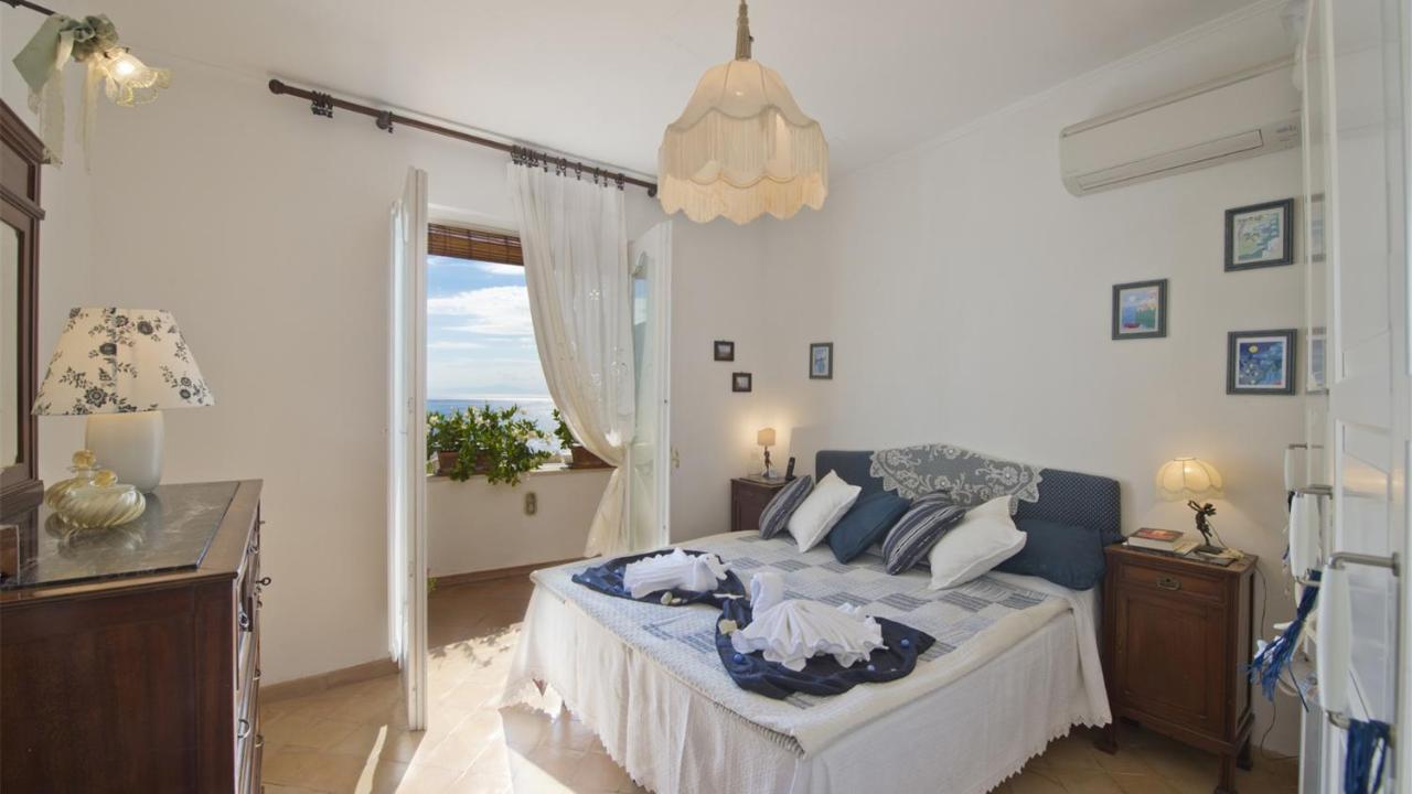 Casa Noemi 4&2, Emma Villas โปซิตาโน ภายนอก รูปภาพ
